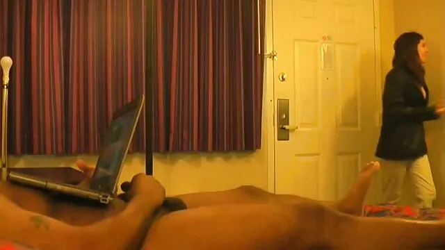 Le couple a décidé de montrer de quoi il est capable porno tube blak