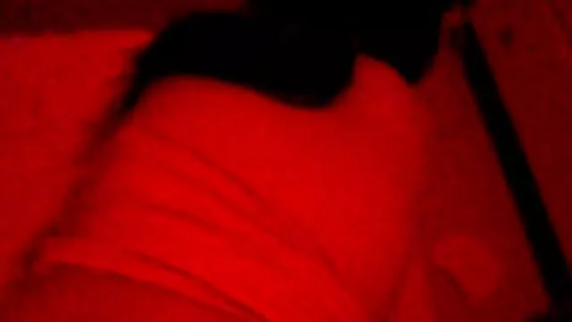Un mec gonflé baise free mov porno une nana dans les toilettes