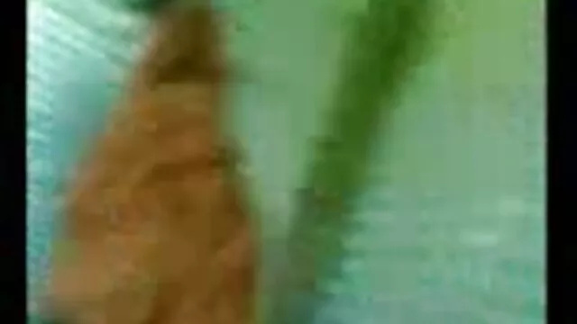 Aujourd'hui ces salopes sont seules, sans hommes et sans jouets. Ils essaient de plaire et de satisfaire leur chatte avec du sexe oral doux et une sex porno movie tube masturbation profonde. ré