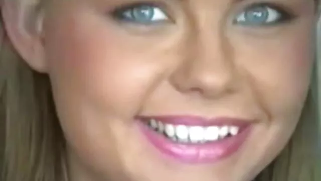 Maman a fait un excellent travail avec film erotic tube ses poignées sur une grosse bite d'une étudiante chaude
