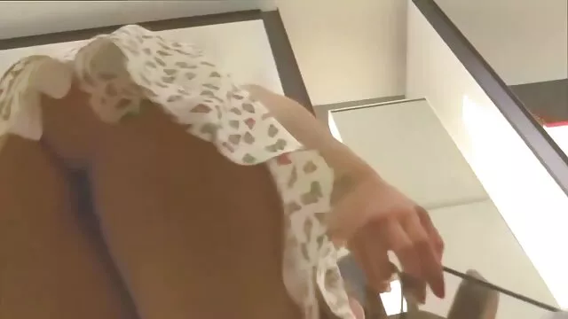 Camila porno italien tube et son amie ont séduit un mec