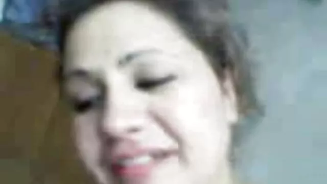 Alors que le mari dort dans une stupeur free movis porno ivre, le jeune homme baise durement sa femme