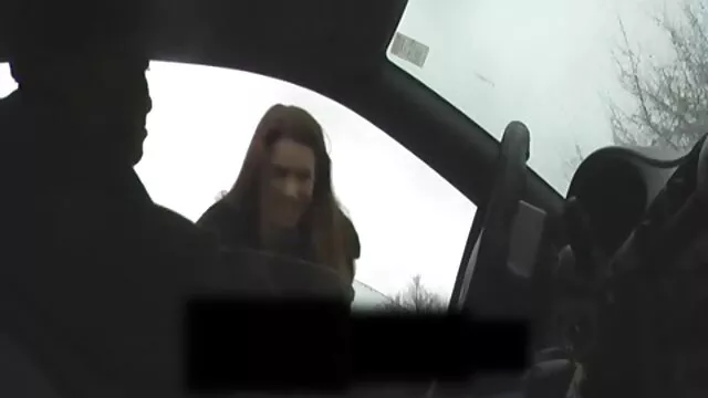 La fille a sexe tube casting d'abord joué avec sa chatte elle-même, puis son baiseur l'a rejoint