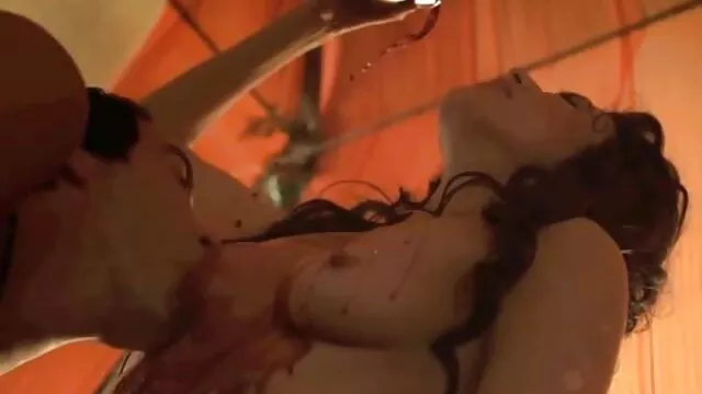 Le mec baise deux mporno movies étudiants dépravés