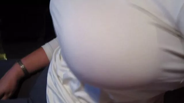 Un mec en pantalon de cuir baise sa femme comme une putain complète.Sa grosse bite pénètre fort porno tube 16 dans tous les trous de cette chienne, lui donnant douleur et plaisir